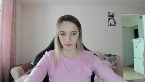 Snapshot of rousereed chatting on February 11, 12:43 pm Rouse online show from February 11, 12:43 pm