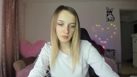 Snapshot of rousereed chatting on February 16, 12:45 pm Rouse online show from February 16, 12:45 pm