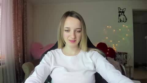 Snapshot of rousereed chatting on February 28, 6:58 am Rouse online show from February 28, 6:58 am