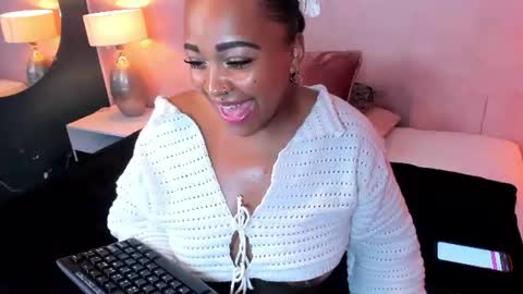 Snapshot of rouses_malih chatting on June 12, 6:29 pm rouses_malih online show from June 12, 6:29 pm