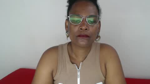 luxa online show from December 11, 12:34 pm
