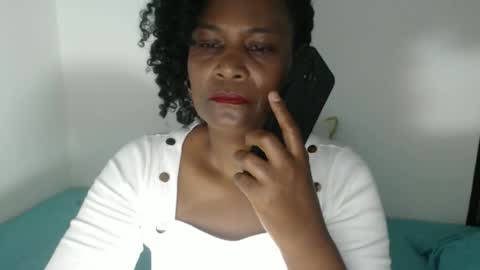 luxa online show from February 13, 1:40 pm