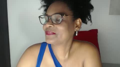 luxa online show from May 28, 8:50 pm