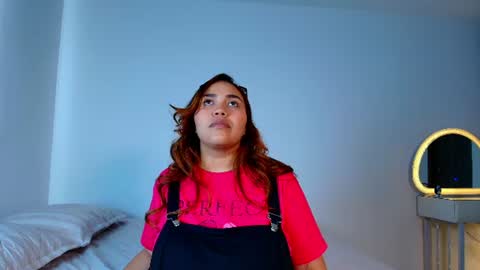 Snapshot of rousrossell_4 chatting on June 17, 7:37 pm Call me Rous online show from June 17, 7:37 pm
