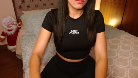 Rouss marie henao  online show from January 2, 10:55 pm