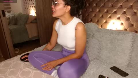 Rouss marie henao  online show from March 2, 10:24 am