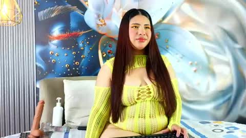 Snapshot of rouxinferno_cr chatting on April 13, 3:45 am rouxinferno_cr online show from April 13, 3:45 am