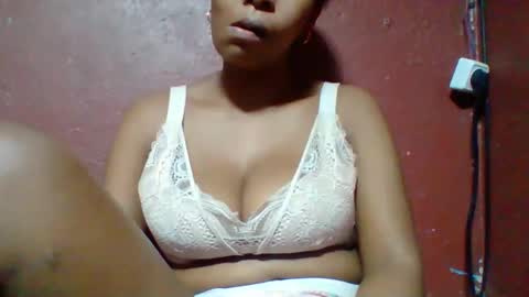 rovaelyah online show from February 17, 1:07 pm