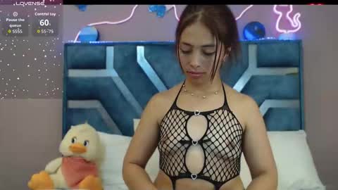 Roxane online show from March 2, 5:08 am