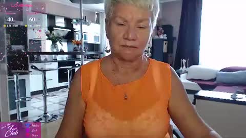 Snapshot of roxana_brooks chatting on July 25, 2:14 pm Roxana online show from July 25, 2:14 pm