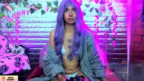 Snapshot of roxanbunny chatting on February 22, 7:51 am roxxy online show from February 22, 7:51 am