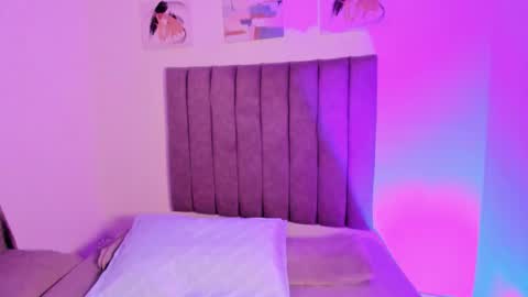 Roxane online show from January 8, 11:23 am