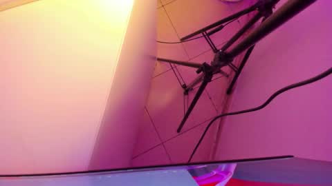 Roxane online show from February 2, 7:07 am