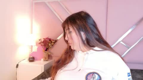 roxanediaz online show from September 30, 9:09 pm