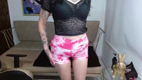 Roxanne online show from November 15, 8:38 pm