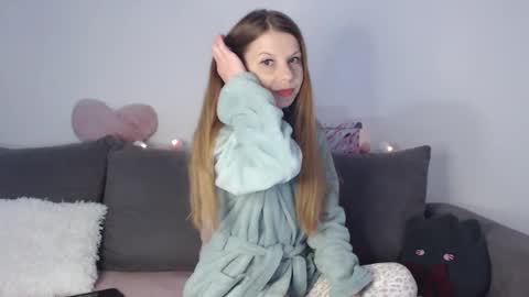 roxanneliss online show from November 23, 2:28 pm