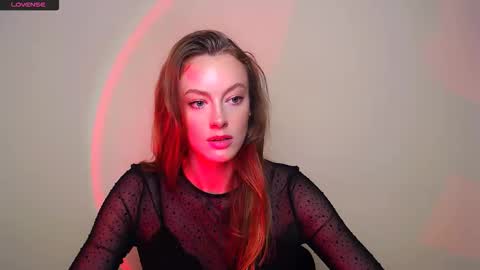 Roxa online show from October 4, 12:03 pm