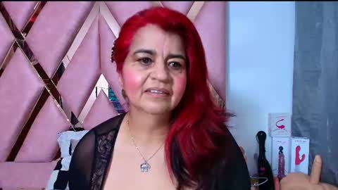 Snapshot of roxettemature chatting on June 30, 12:17 pm RoxetteMature online show from June 30, 12:17 pm