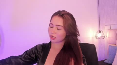 Roxie  online show from January 28, 12:15 am