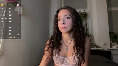 Snapshot of roxieflexie chatting on October 19, 9:04 pm Roxie online show from October 19, 9:04 pm