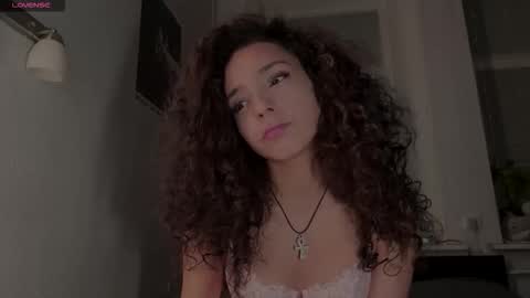 Roxie online show from January 17, 5:12 am