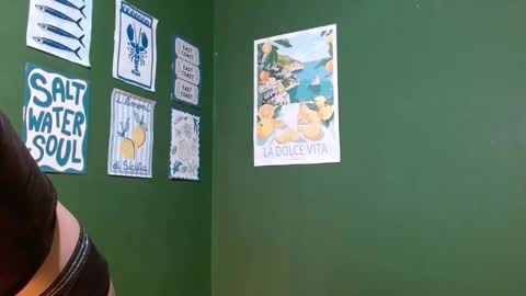 Roxie online show from October 31, 2:34 am