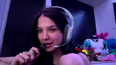 Hana online show from October 16, 1:34 pm