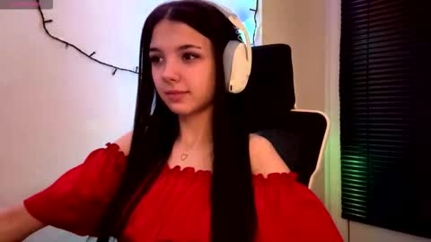 Hana online show from March 12, 6:14 pm