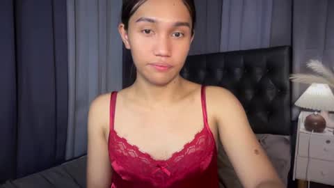 roxiethogersen online show from July 10, 9:17 pm