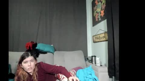 roxihazeleyes online show from October 25, 2:52 am