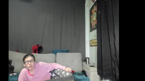 roxihazeleyes online show from November 15, 1:07 pm