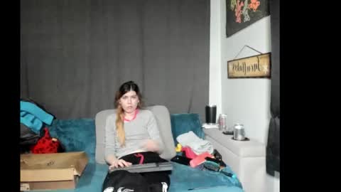 roxihazeleyes online show from January 16, 6:12 pm