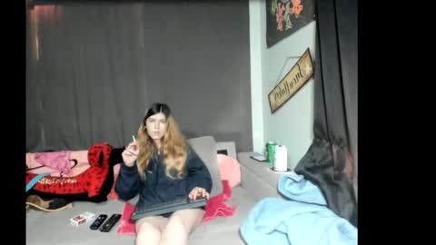 roxihazeleyes online show from February 16, 10:39 pm