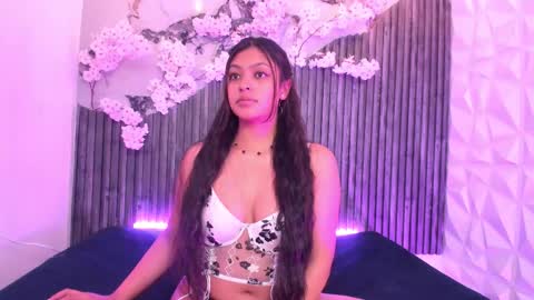 Roxxane online show from January 13, 3:45 am