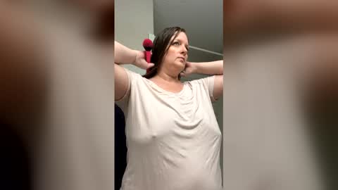 RoxxxiPaid online show from April 25, 9:01 am