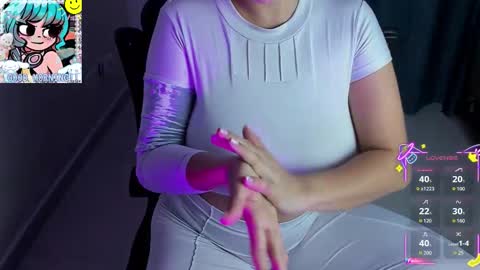 Annah  online show from November 14, 8:13 am