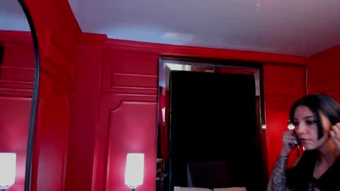 Snapshot of roxy_hell chatting on October 26, 12:22 pm Roxy hell online show from October 26, 12:22 pm