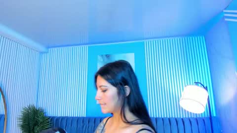 Snapshot of roxy_hell chatting on November 4, 12:26 pm Roxy hell online show from November 4, 12:26 pm