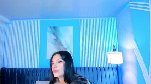 Snapshot of roxy_hell chatting on November 28, 12:19 pm Roxy hell online show from November 28, 12:19 pm