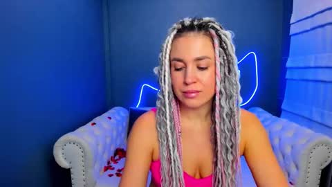 Roxy online show from December 2, 1:33 am