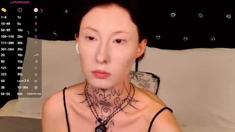 roxanne online show from August 3, 3:38 am