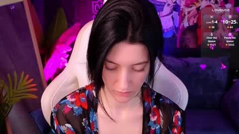 roxy_riot_ online show from October 18, 1:30 am