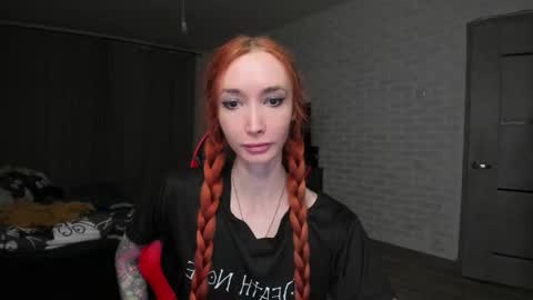 Snapshot of roxy_silver chatting on October 14, 4:19 pm Roxy online show from October 14, 4:19 pm