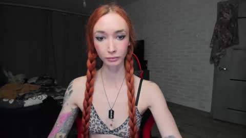 Snapshot of roxy_silver chatting on October 18, 2:51 pm Roxy online show from October 18, 2:51 pm