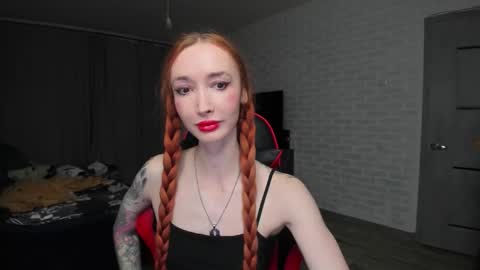 Snapshot of roxy_silver chatting on October 26, 7:09 pm Roxy online show from October 26, 7:09 pm