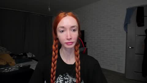 Snapshot of roxy_silver chatting on November 24, 9:03 pm Roxy online show from November 24, 9:03 pm