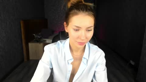 roxy_the_daedevill online show from December 24, 4:55 am