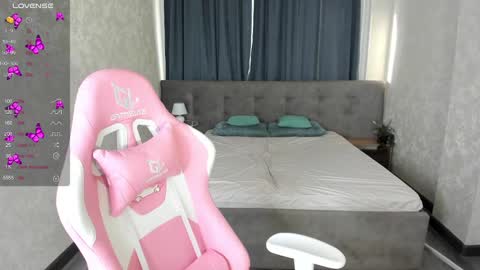 roxy_the_daedevill online show from January 14, 4:36 am