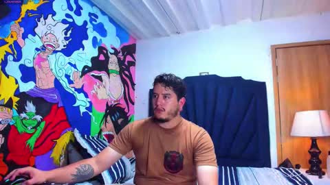 Snapshot of roxyandaron2 chatting on February 20, 12:18 am RoxyAron online show from February 20, 12:18 am