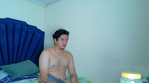 RoxyAron online show from April 6, 12:06 pm